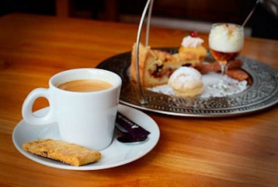 koffie_met_lekkers.…